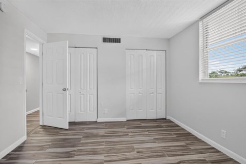 Copropriété à louer à Boca Raton, Floride: 2 chambres, 111.48 m2 № 2439157 - photo 7