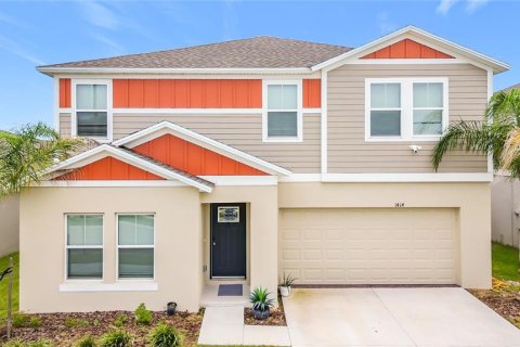 House in Haines City, Florida 5 bedrooms, 226.96 sq.m. № 2227872