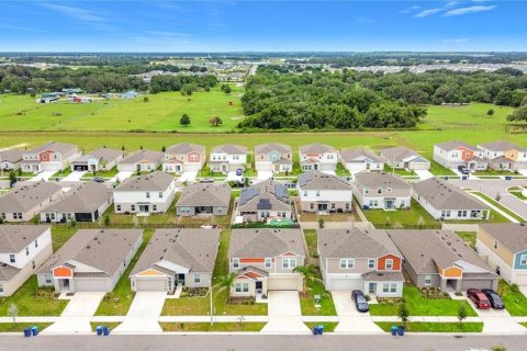 Casa en venta en Haines City, Florida, 5 dormitorios, 226.96 m2 № 2227872 - foto 6