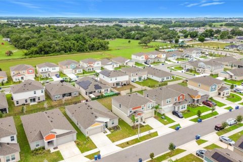 Casa en venta en Haines City, Florida, 5 dormitorios, 226.96 m2 № 2227872 - foto 7