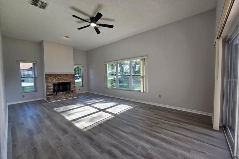 House in Orlando, Florida 4 bedrooms, 224.36 sq.m. № 2379847 - photo 8
