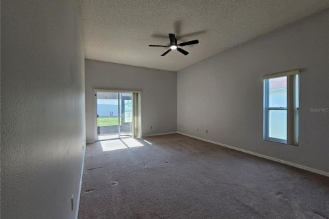 House in Orlando, Florida 4 bedrooms, 224.36 sq.m. № 2379847 - photo 11