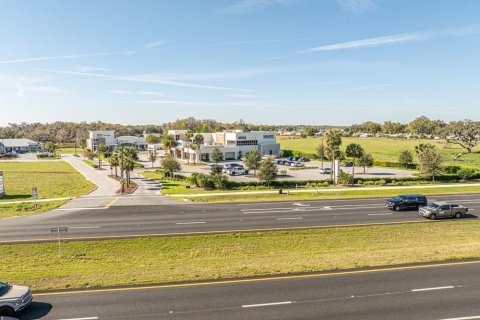 Immobilier commercial à louer à Wildwood, Floride: 2117.99 m2 № 1546333 - photo 16