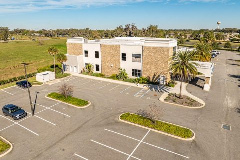 Immobilier commercial à louer à Wildwood, Floride: 2117.99 m2 № 1546333 - photo 13