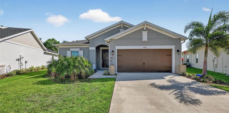 Casa en Parrish, Florida 4 dormitorios, 232.26 m2 № 2112423