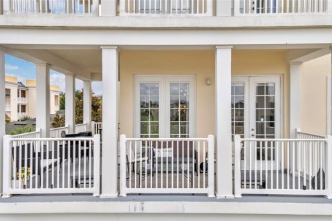 Condo in Four Corners, Florida, 3 bedrooms № 2206536 - photo 4