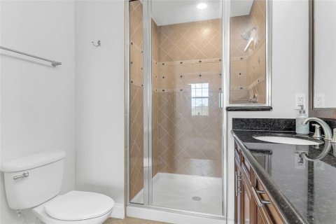 Condo in Four Corners, Florida, 3 bedrooms № 2206536 - photo 20