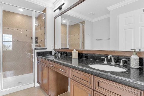 Condo in Four Corners, Florida, 3 bedrooms № 2206536 - photo 21