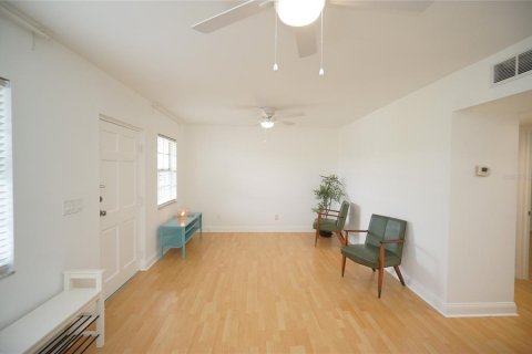 Copropriété à louer à Tampa, Floride: 1 chambre, 55.74 m2 № 2403551 - photo 6