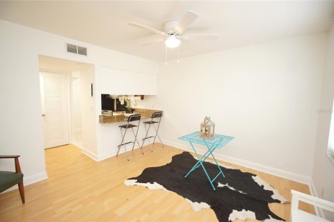 Copropriété à louer à Tampa, Floride: 1 chambre, 55.74 m2 № 2403551 - photo 3