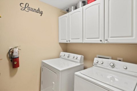 Condo in Bradenton, Florida, 2 bedrooms  № 1855816 - photo 15