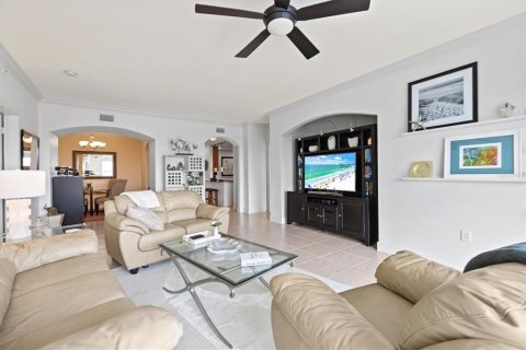Condo in Bradenton, Florida, 2 bedrooms  № 1855816 - photo 9