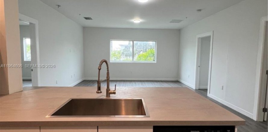Apartamento en Miami, Florida 2 dormitorios, 102.75 m2 № 2025965