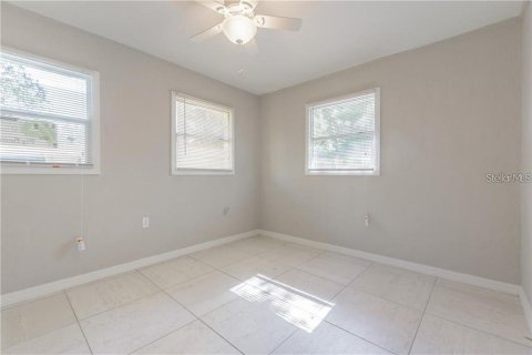 Apartamento en alquiler en Tampa, Florida, 2 dormitorios, 54.72 m2 № 1853227 - foto 15