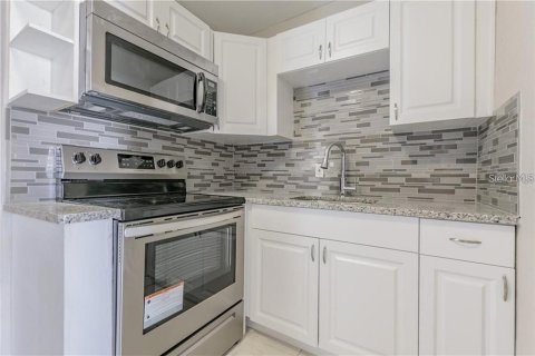 Apartamento en alquiler en Tampa, Florida, 2 dormitorios, 54.72 m2 № 1853227 - foto 7