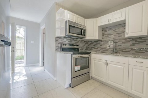 Apartamento en alquiler en Tampa, Florida, 2 dormitorios, 54.72 m2 № 1853227 - foto 6