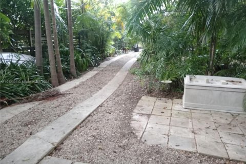 Appartement à louer à Miami, Floride: 1 chambre, 134.34 m2 № 1966840 - photo 15