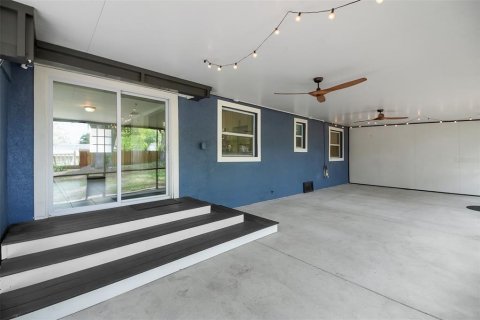 House in Orlando, Florida 2 bedrooms, 82.31 sq.m. № 2227465 - photo 12
