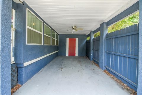 House in Orlando, Florida 2 bedrooms, 82.31 sq.m. № 2227465 - photo 3