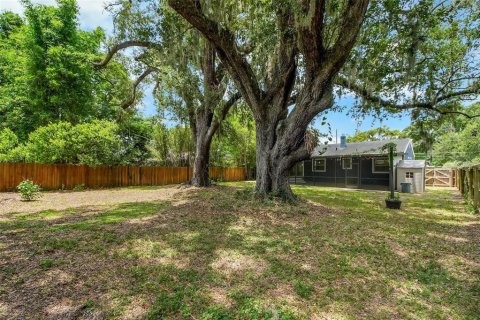 House in Orlando, Florida 2 bedrooms, 82.31 sq.m. № 2227465 - photo 6