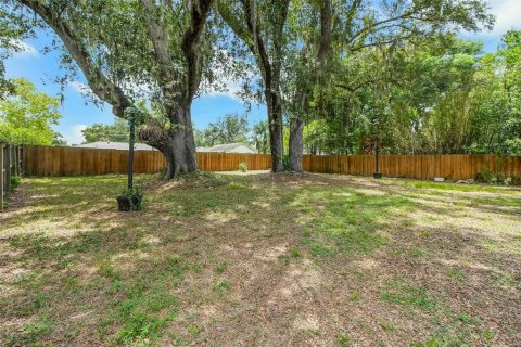 House in Orlando, Florida 2 bedrooms, 82.31 sq.m. № 2227465 - photo 4
