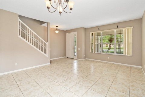 Villa ou maison à louer à Kissimmee, Floride: 3 chambres, 202.16 m2 № 2151162 - photo 4
