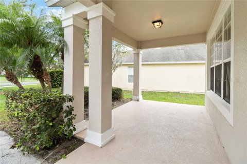 Villa ou maison à louer à Kissimmee, Floride: 3 chambres, 202.16 m2 № 2151162 - photo 3