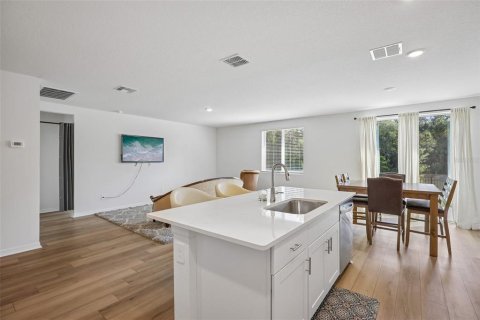 Villa ou maison à vendre à Brooksville, Floride: 4 chambres, 184.69 m2 № 2389446 - photo 8