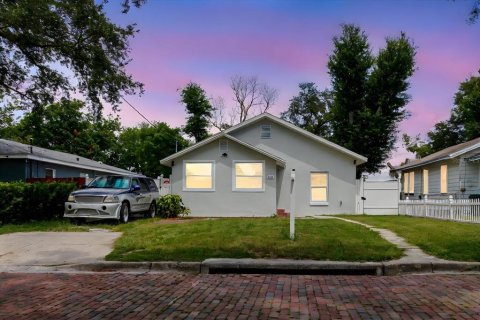 Villa ou maison à vendre à Largo, Floride: 3 chambres, 109.81 m2 № 1866689 - photo 1