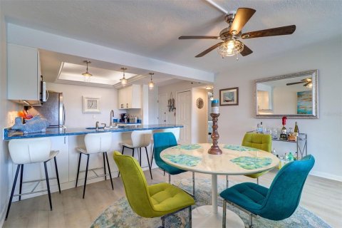 Copropriété à louer à Clearwater, Floride: 2 chambres, 117.06 m2 № 2406984 - photo 11