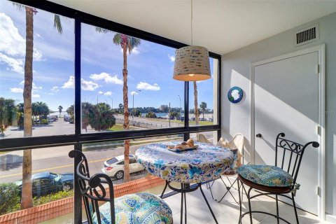 Copropriété à louer à Clearwater, Floride: 2 chambres, 117.06 m2 № 2406984 - photo 7