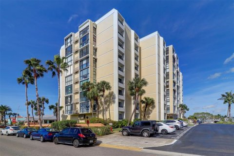 Condo à Clearwater, Floride, 2 chambres  № 2406984