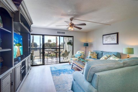 Copropriété à louer à Clearwater, Floride: 2 chambres, 117.06 m2 № 2406984 - photo 6