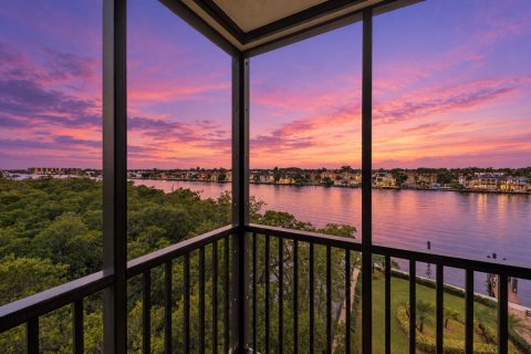 Condo in Highland Beach, Florida, 2 bedrooms № 2394936