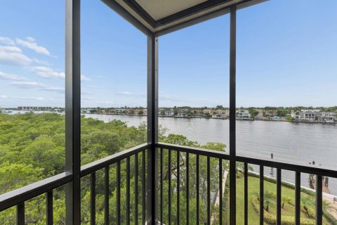 Condo in Highland Beach, Florida, 2 bedrooms № 2394936 - photo 2