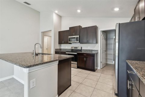 House in Riverview, Florida 4 bedrooms, 229.47 sq.m. № 1690199 - photo 19