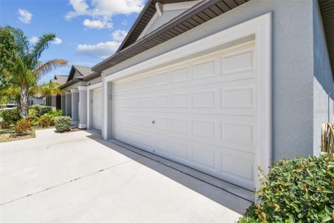 House in Riverview, Florida 4 bedrooms, 229.47 sq.m. № 1690199 - photo 5