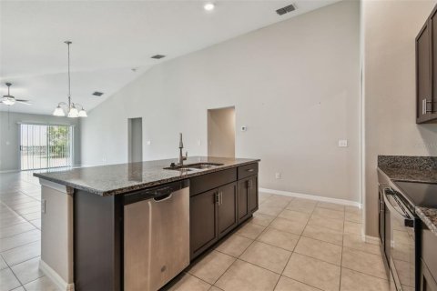 House in Riverview, Florida 4 bedrooms, 229.47 sq.m. № 1690199 - photo 20
