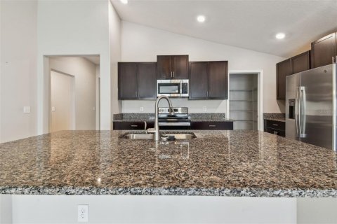 House in Riverview, Florida 4 bedrooms, 229.47 sq.m. № 1690199 - photo 24