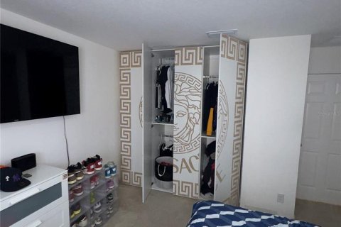 Casa en venta en Saint Cloud, Florida, 7 dormitorios, 432.74 m2 № 1446781 - foto 13