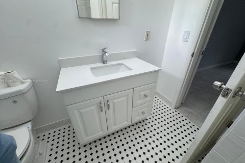 Apartment in Fort Lauderdale, Florida 1 bedroom, 121.33 sq.m. № 1942238 - photo 13