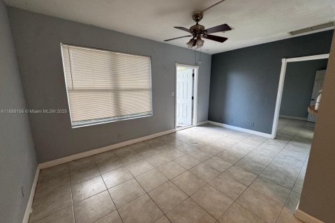 Apartment in Fort Lauderdale, Florida 1 bedroom, 121.33 sq.m. № 1942238 - photo 2