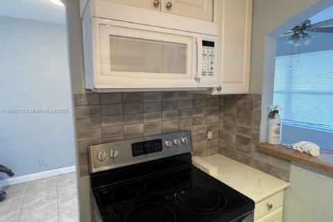 Apartment in Fort Lauderdale, Florida 1 bedroom, 121.33 sq.m. № 1942238 - photo 9