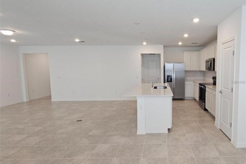 Villa ou maison à louer à Lake Alfred, Floride: 5 chambres, 242.94 m2 № 1906455 - photo 9