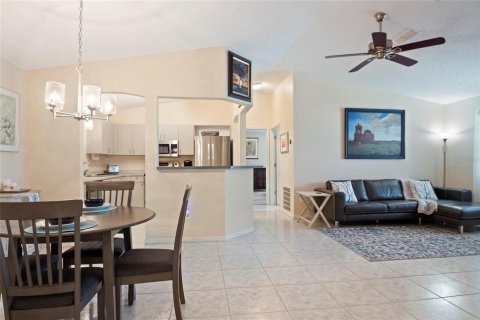 Villa ou maison à vendre à The Villages, Floride: 2 chambres, 115.94 m2 № 2356229 - photo 9