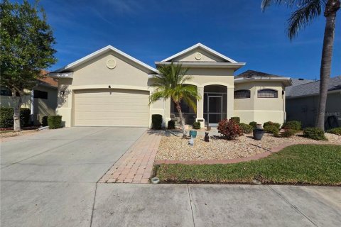 House in Punta Gorda, Florida 3 bedrooms, 200.67 sq.m. № 2229484