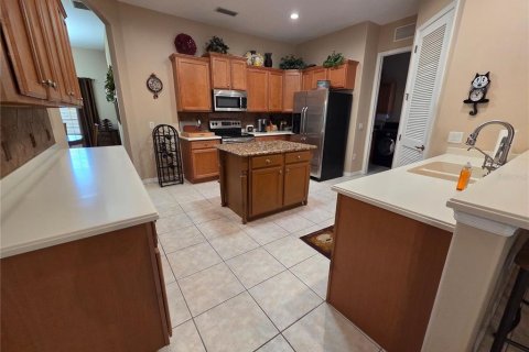 House in Punta Gorda, Florida 3 bedrooms, 200.67 sq.m. № 2229484 - photo 6
