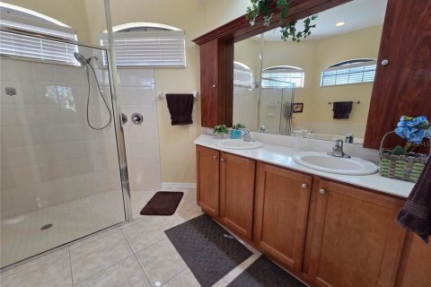 House in Punta Gorda, Florida 3 bedrooms, 200.67 sq.m. № 2229484 - photo 17