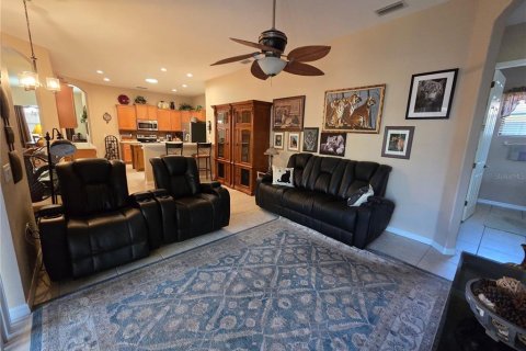 House in Punta Gorda, Florida 3 bedrooms, 200.67 sq.m. № 2229484 - photo 8
