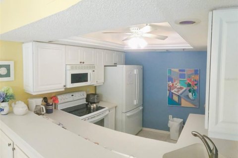 Copropriété à louer à Sarasota, Floride: 2 chambres, 89.09 m2 № 2298799 - photo 6